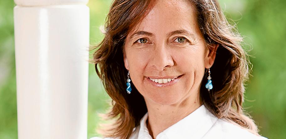 Professor Vicki Kotsirilos